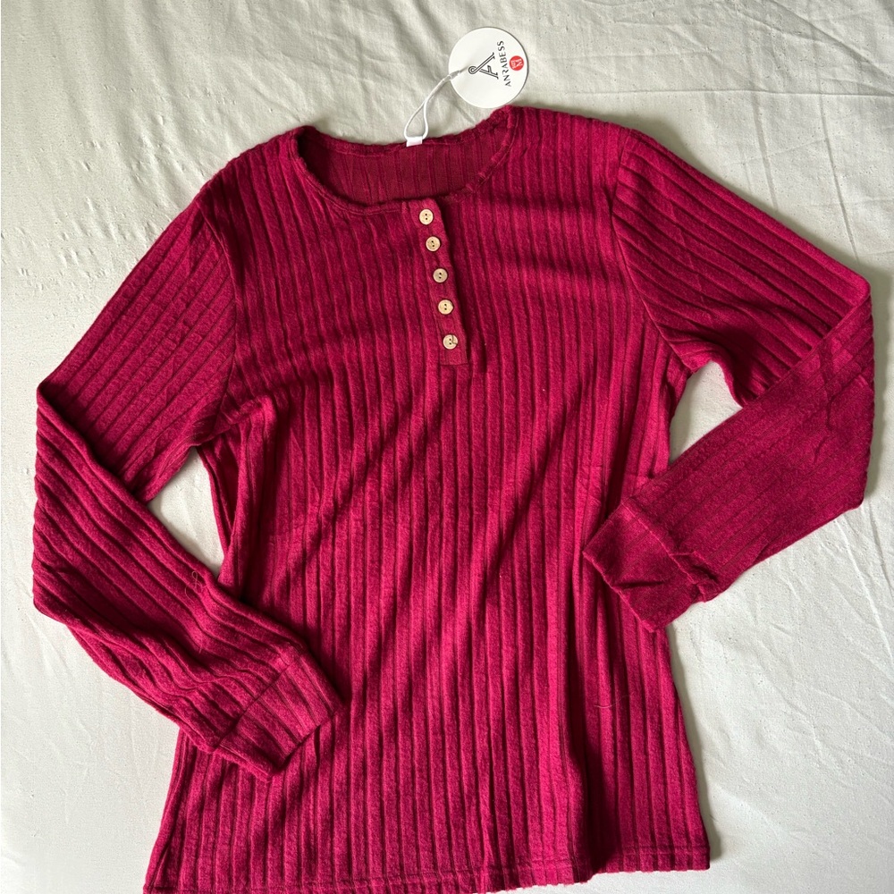Women's Ribbed Henley Top - maroon